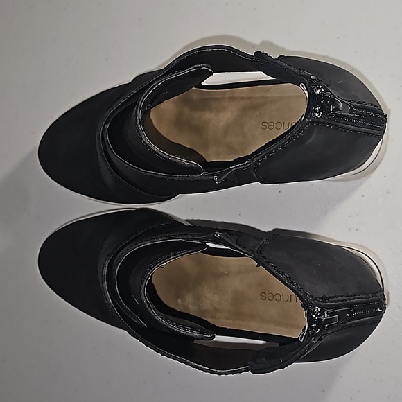 Maurice’s Gloria Open sided bootie/X-strap, back zip Sandal/Wedges Size 10 VGUC - Picture 9 of 16